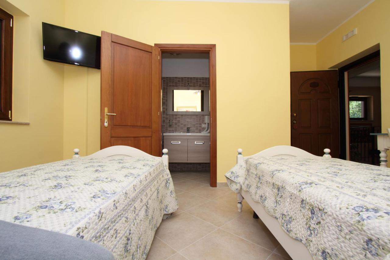 Azienda Agrituristica La Tenuta Del Falco Piedimonte San Germano ภายนอก รูปภาพ